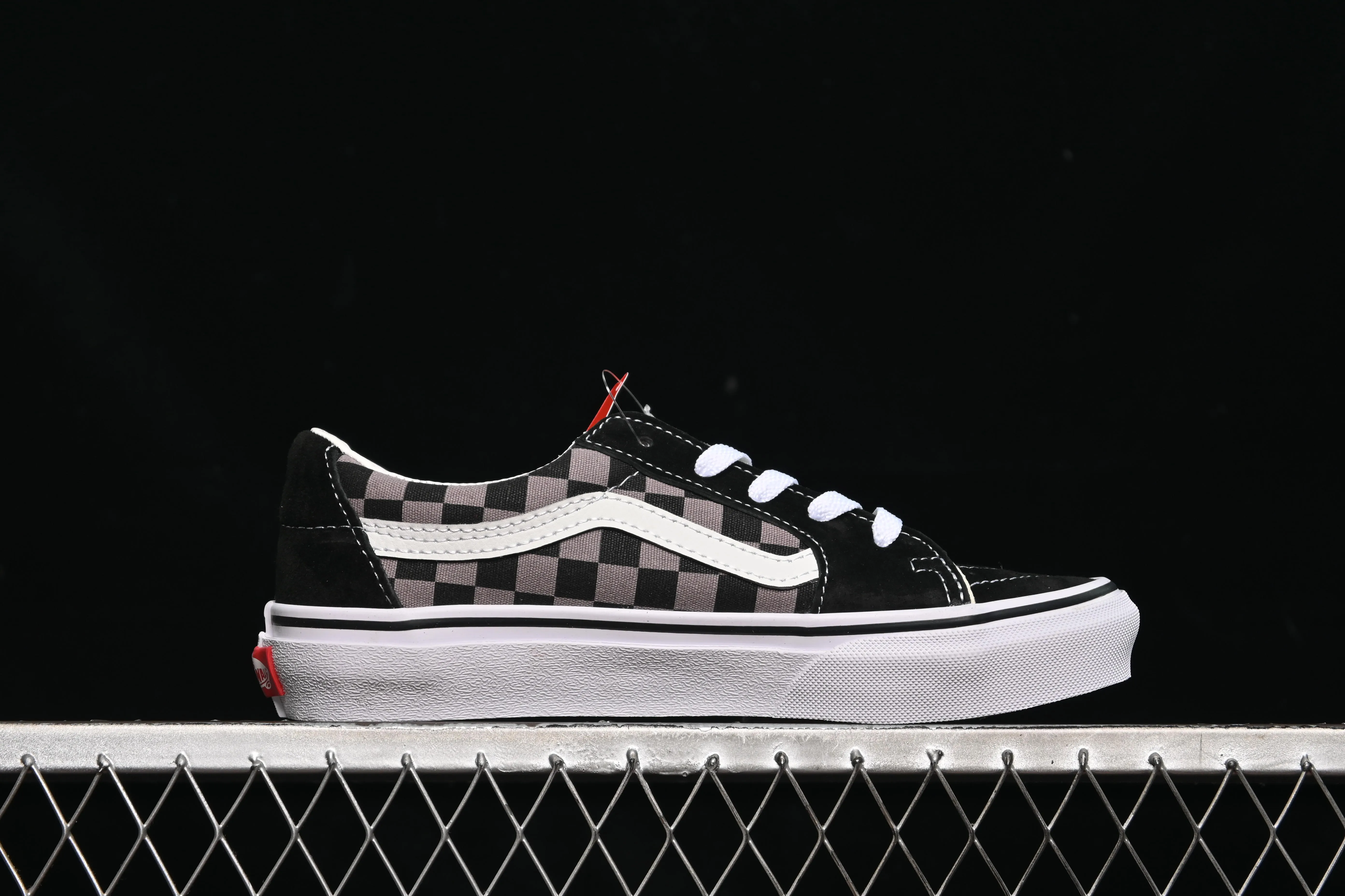 All categories Vans Vans series Vans Low Vans low-top Vans Sk8-Low Vans checkerboard anti-slip casual skateboard shoes VN0006GYBLK
